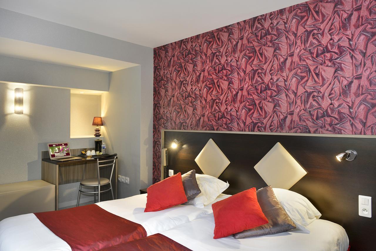 Logis Hotel Spa Restaurant Au Site Normand Clecy Exterior photo